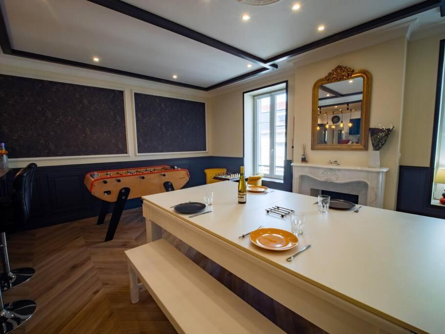 Mega Jeanne D'Arc Billard Baby Foot Logements Insolites Nancy Extérieur photo