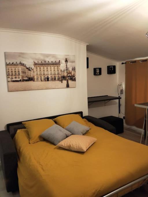 Mega Jeanne D'Arc Billard Baby Foot Logements Insolites Nancy Extérieur photo