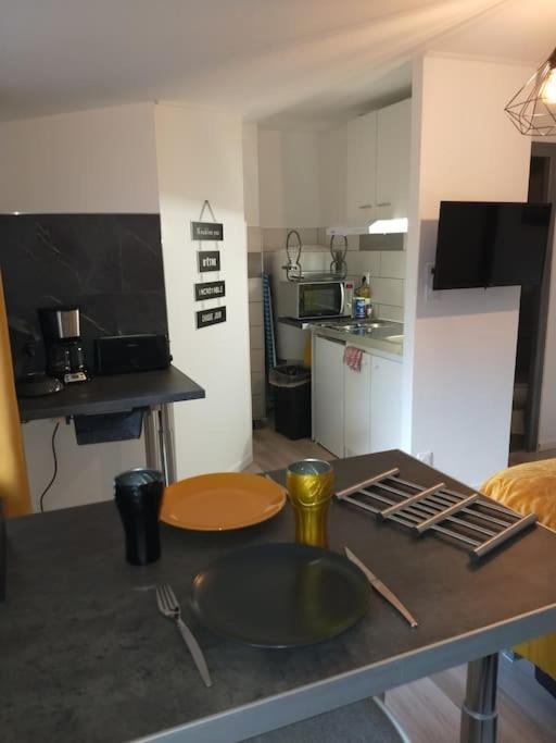 Mega Jeanne D'Arc Billard Baby Foot Logements Insolites Nancy Extérieur photo