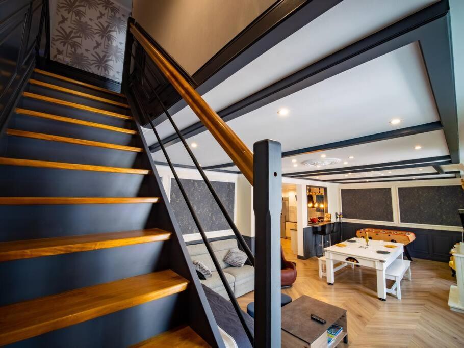 Mega Jeanne D'Arc Billard Baby Foot Logements Insolites Nancy Extérieur photo