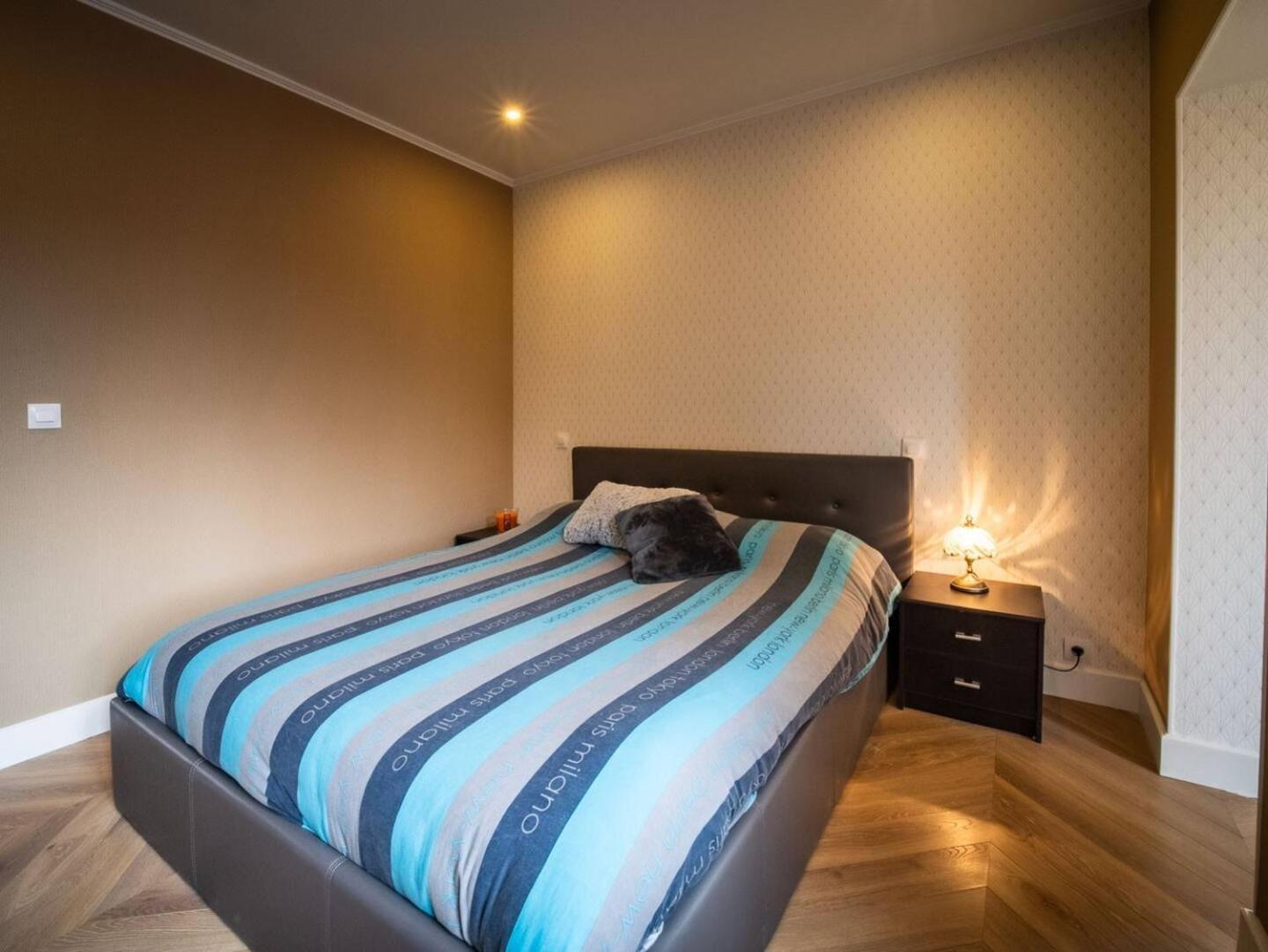 Mega Jeanne D'Arc Billard Baby Foot Logements Insolites Nancy Extérieur photo